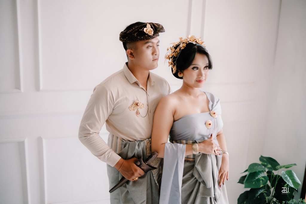 PERNIKAHAN: I Putu Agus Putra Arsana  telah melangsungkan pernikahan dengan  Ni Putu Listia Narayani.