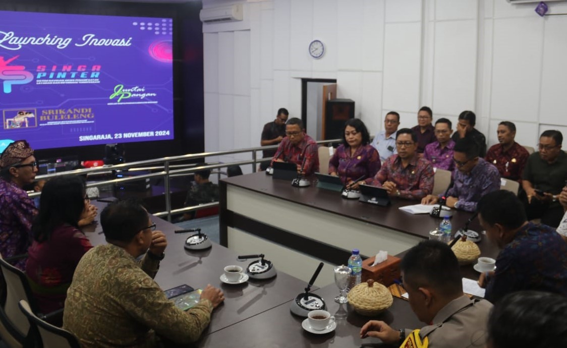 TARGET TINGKATKAN PELAYANAN : Peluncuran inovasi yang dikembangkan RSUD Buleleng bidang kesehatan, Si Tri Datu,  untuk pelayanan maksimal.( Foto: Pemkab Buleleng untuk Radar Bali)