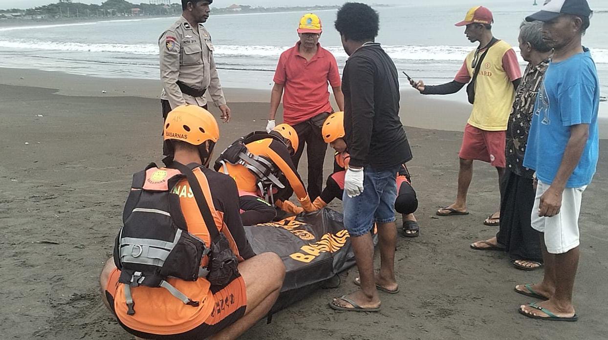 MENGAMBANG: Gudfridus Funai, 45, ditemukan dalam keadaan tewas Senin (2/12/2024).