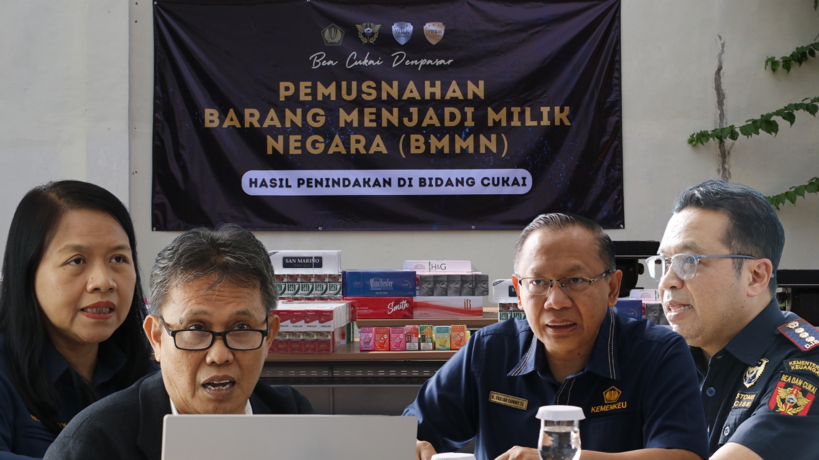 FGD: Suasana FGD gelaran Bea Cukai Denpasar bersama Kemenkeu dan Undiksha, Rabu (4/12/2024). (Bea Cukai Denpasar For Radar Bali)