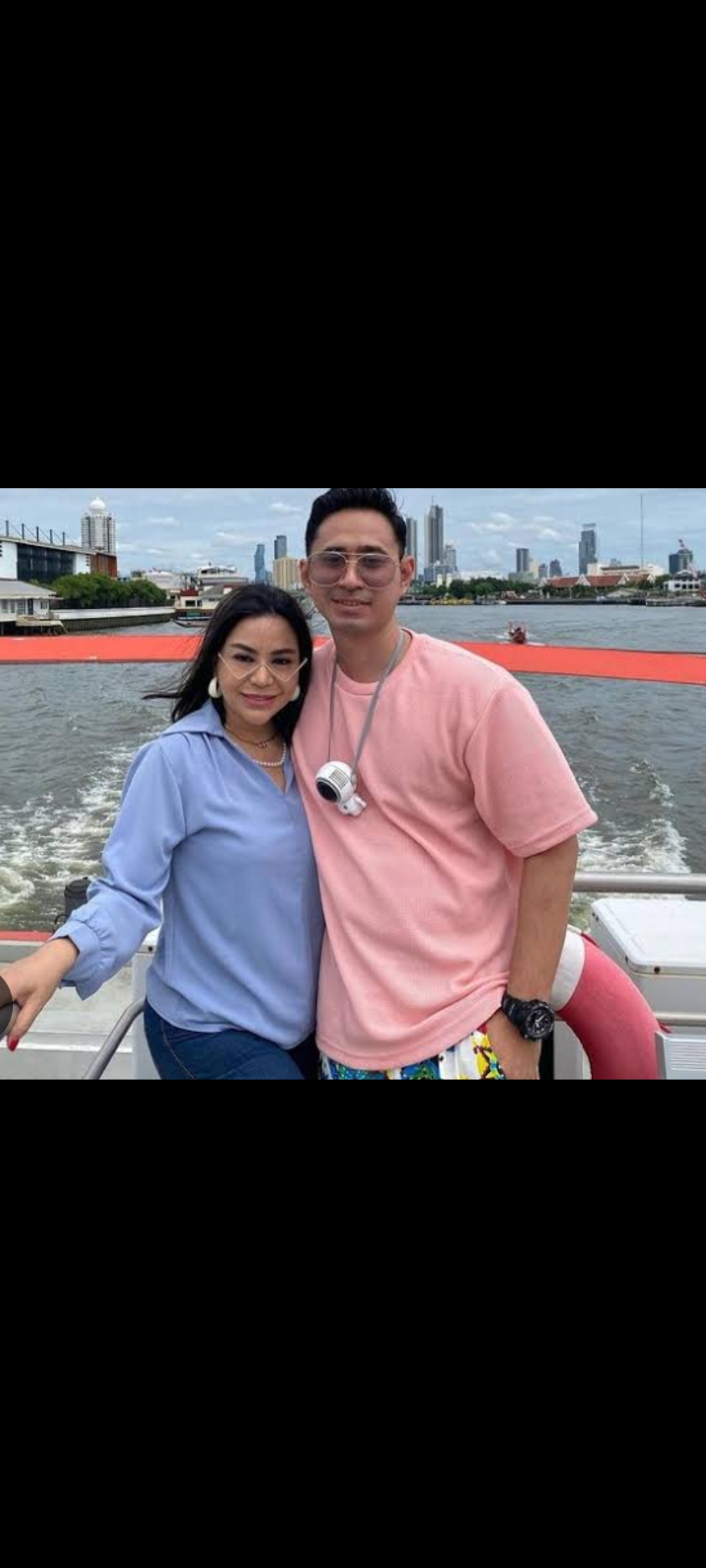 Anisa Bahar dan Edwin Bahari