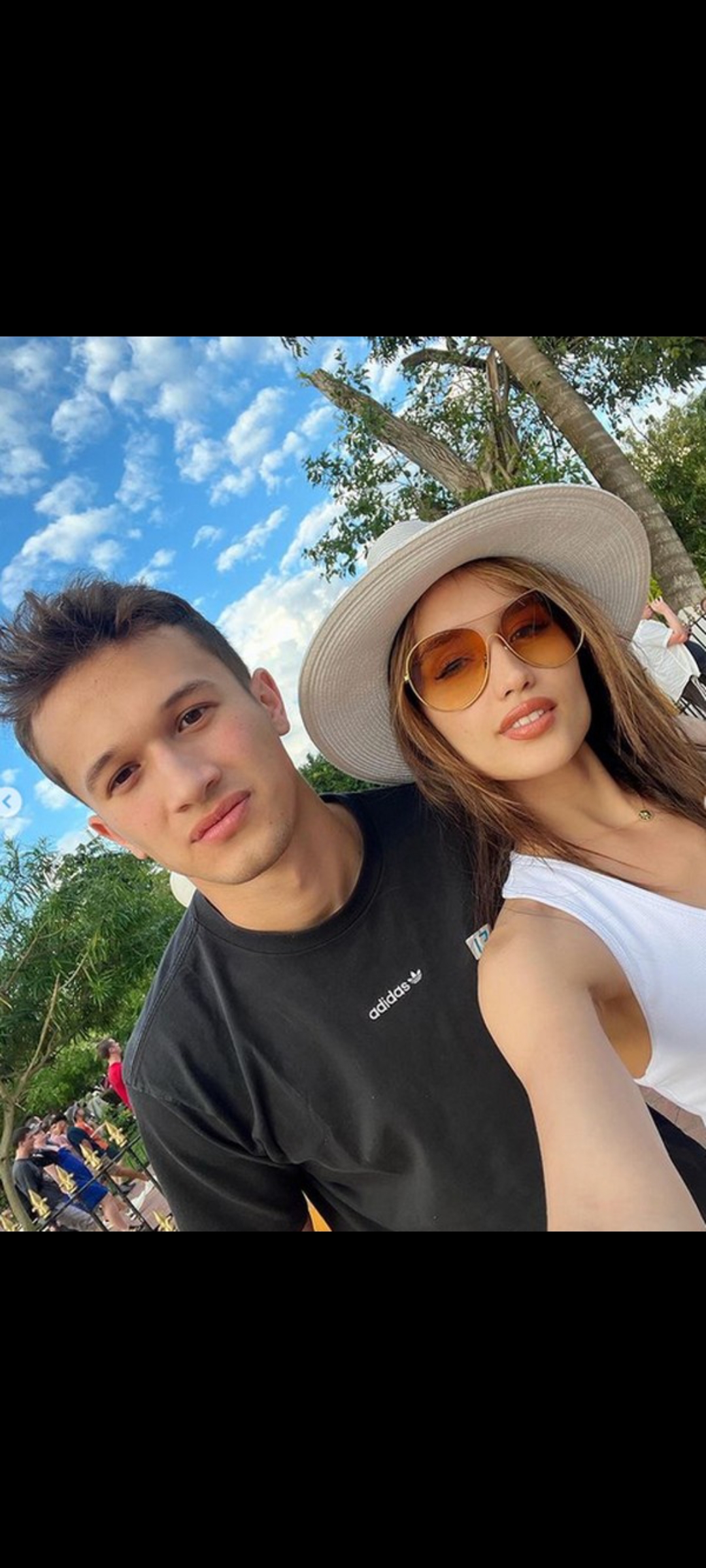 Cinta Laura dan Arya Vasco