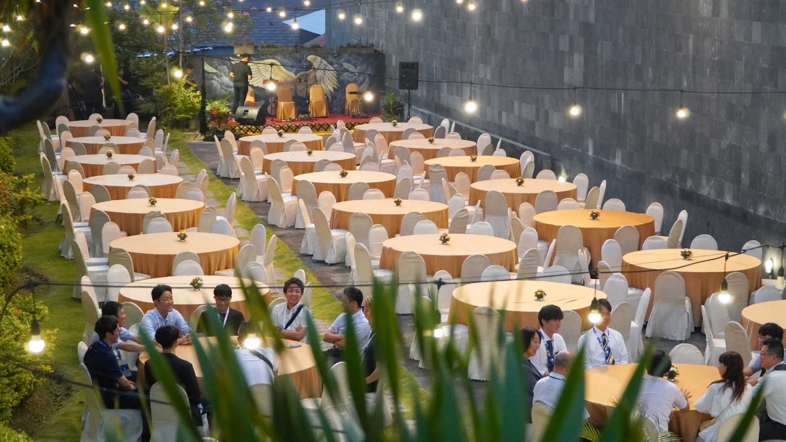 FASILITAS LENGKAP: Hotel Aston Denpasar memiliki tempat meeting representatives.