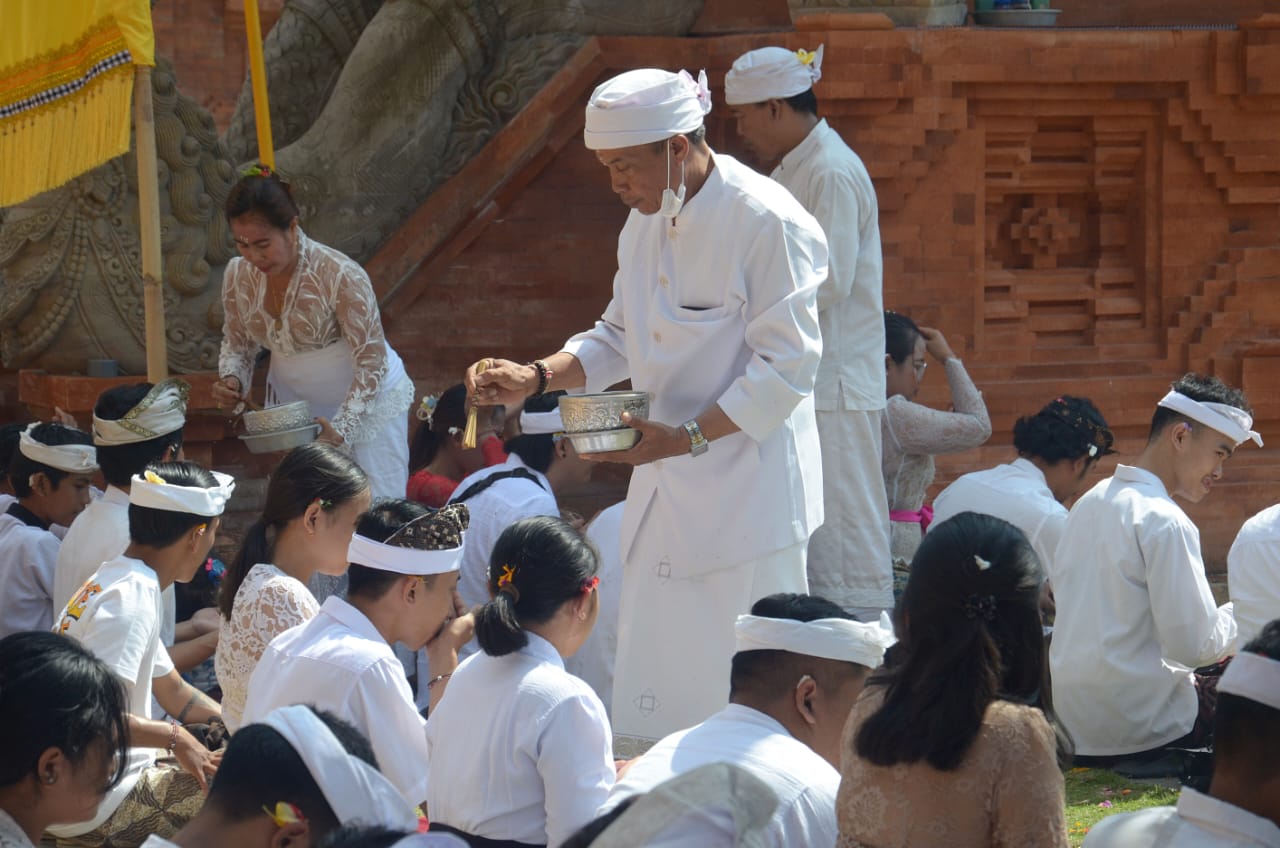 ilustrasi persembahyangan di Bali-dok.radar bali