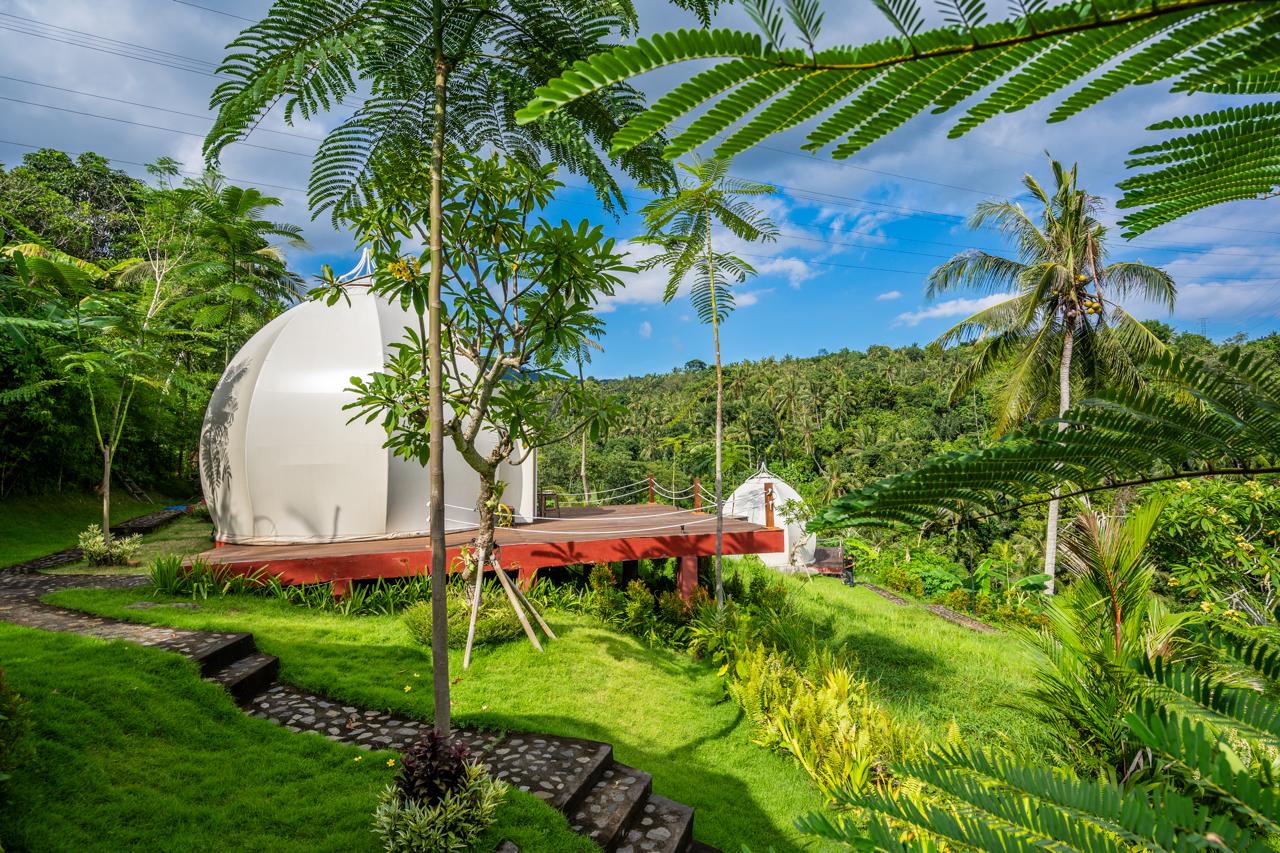 BERKELAS: Glumping dengan fasilitas hotel berbintang di Kebun Ukiran Banjar Bukit Catu Selumbung, Manggis  Karangasem