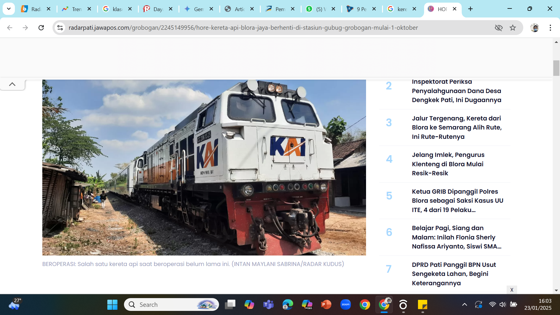 TERTAHAN: Salah satu kereta api saat beroperasi  jalur Surabaya-Semarang.