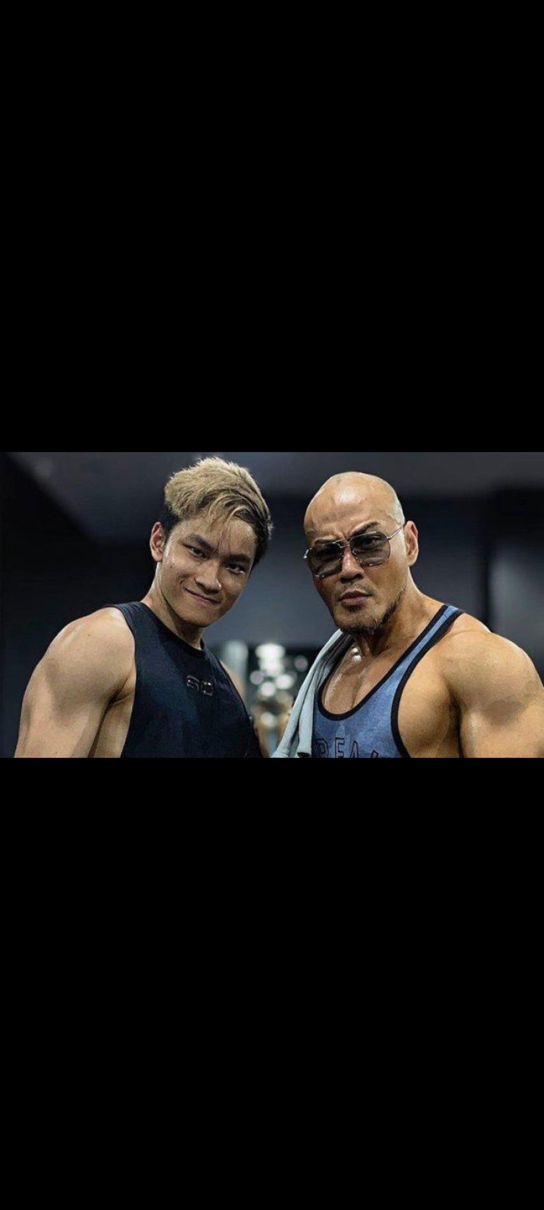 Deddy Corbuzier dengan putra sulungnya Azka