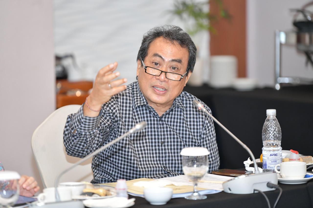 RAKYAT DIRUGIKAN: Anggota DPR RI Komisi VI yang membidangi energi IGN Kesuma Kelakan minta Pertamina lakukan pengawasan lebih ketat soal harga eceran LPG 3Kg