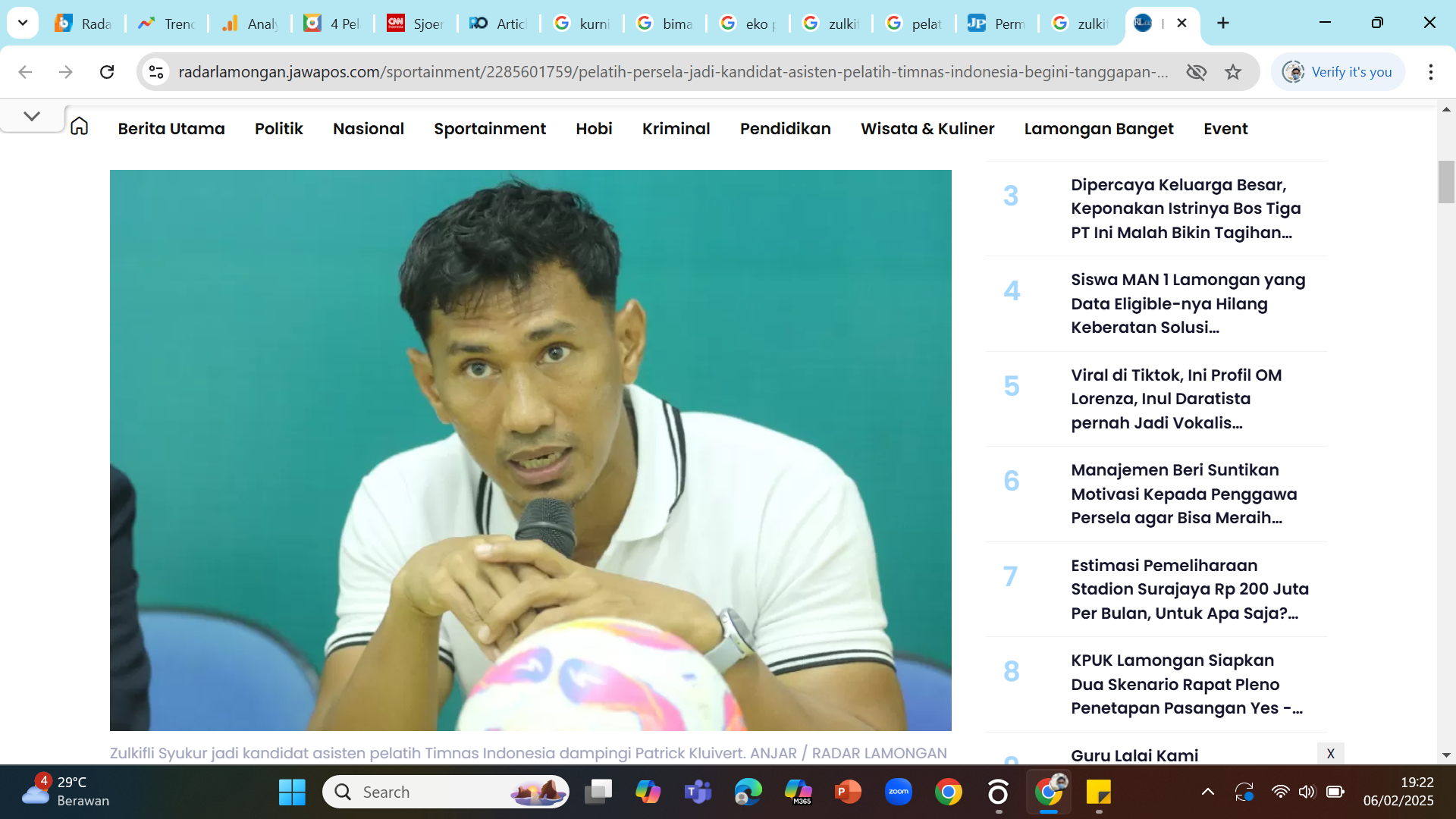 BERPELUANG - Pelatih Persela Zulkifli Syukur