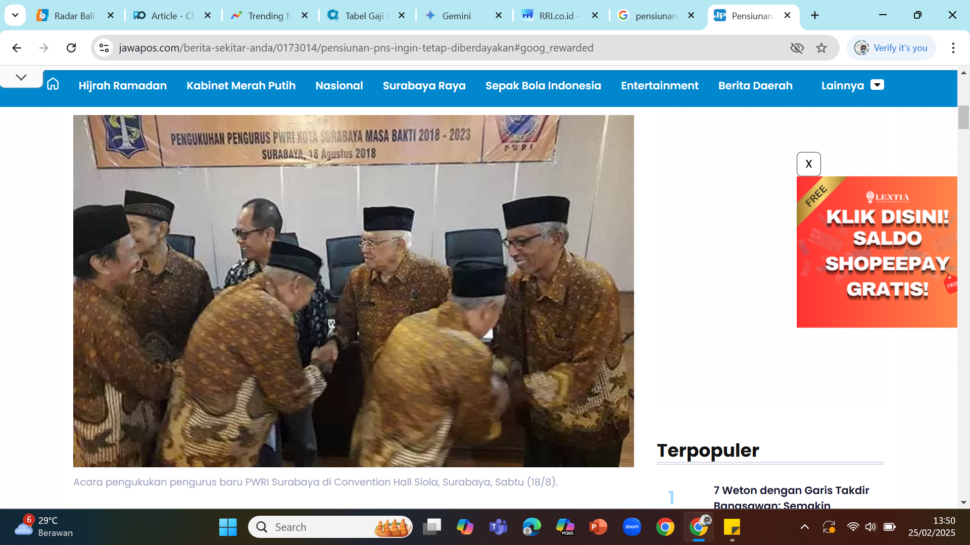 ILUSTRASI - Pengukuhan pengurus persatuan pensiunan PNS yang tergabung dalam PWRI.