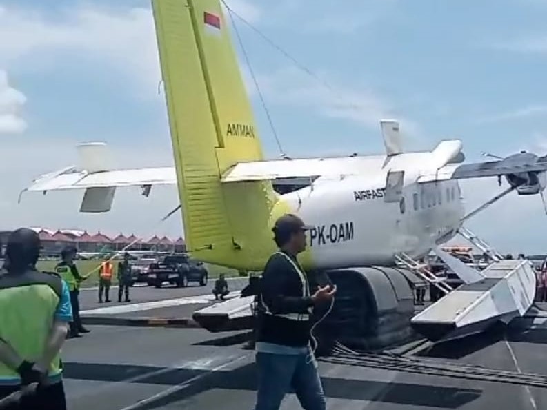LANDING DARURAT: Ini dia menampakan pesawat capung yang angkut 8 penumpang dari Sumbawa, diduga milik perusahaan Amman Mineral