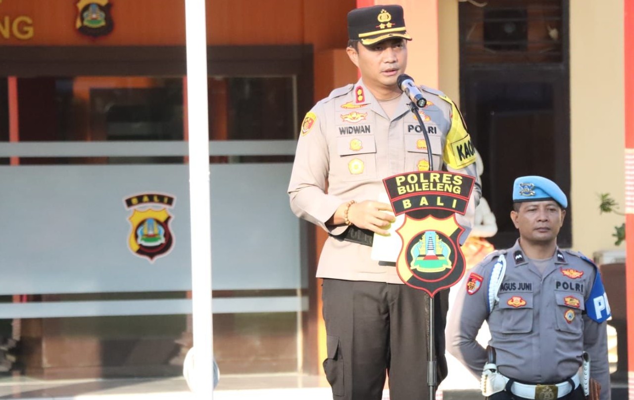BEBERKAN TARGET OPERASI : Polres Buleleng menggelar Ops Cipkon Agung 2025 menjelang Hari Suci Nyepi dan Hari Raya Idulfitri. ( Foto: Polres Buleleng untuk Radar Bali)
