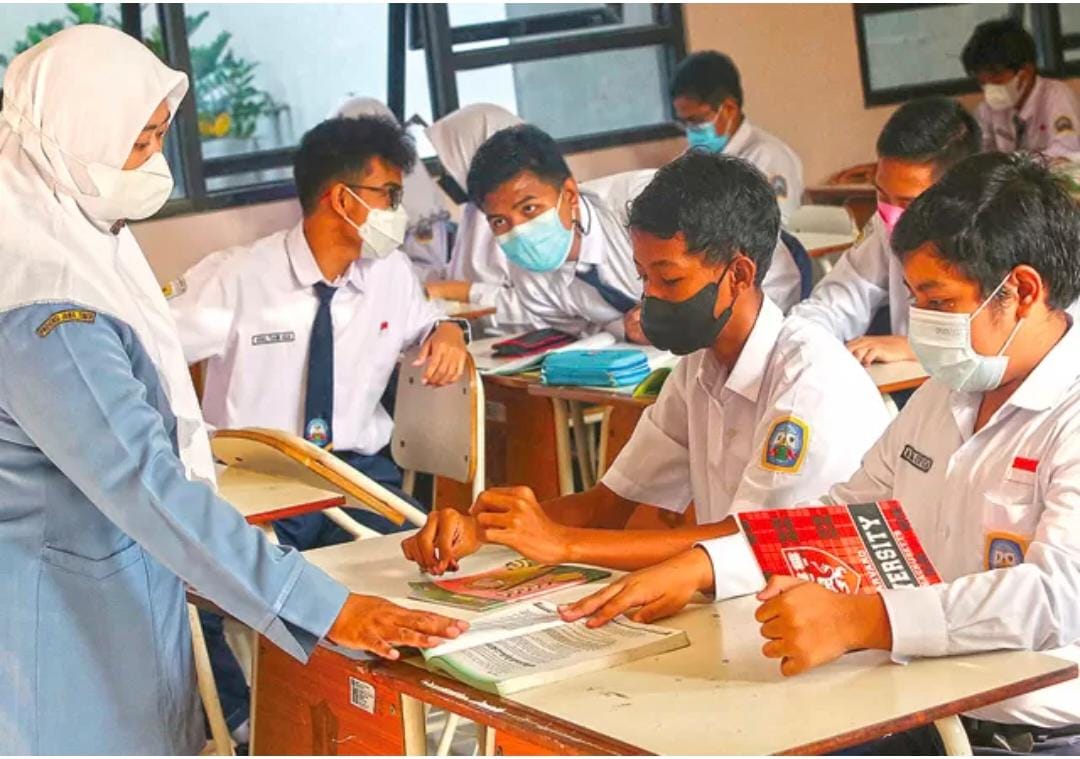 imak update tunjangan guru Kemenag 2026 berdasarkan Keputusan Dirjen Pendis 132. Cek skema pencairan bulanan, nominal non-ASN, aturan ekuivalensi JTM di SIAGA Simpatika, dan dana PPG 2025.