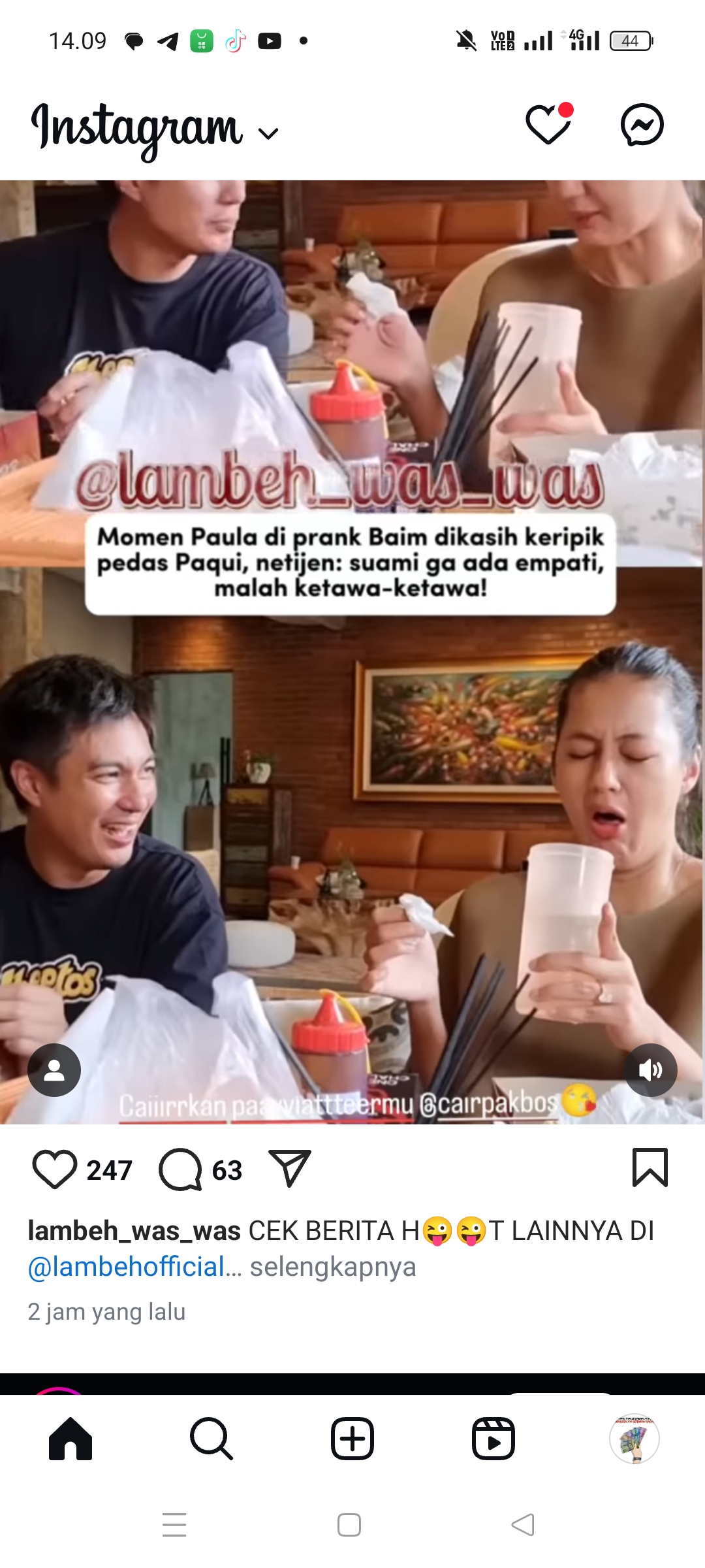 Momen Baim Wong tertawa melihat Paula Verhoeven menahan sakit karena kepedasan