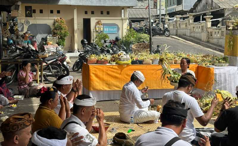 ilustrasi persembahyangan di Klungkung-dok.radar bali