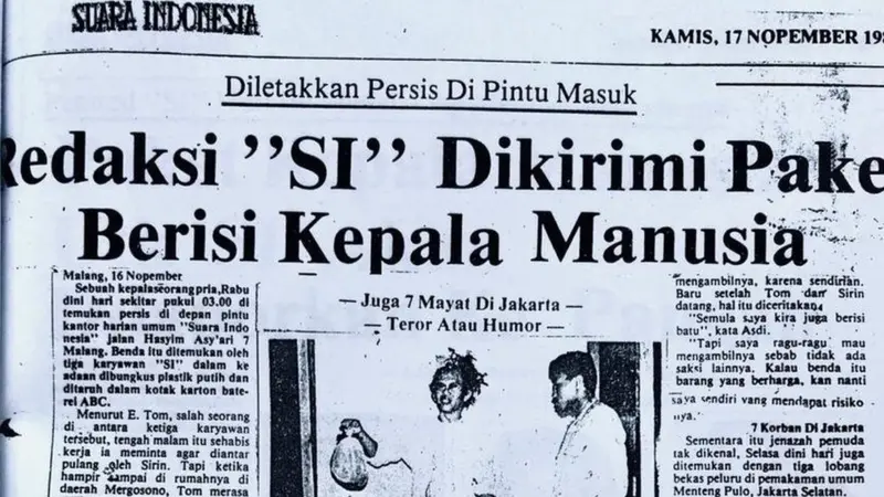 KLIPING KORAN SUARA INDONESIA : Berita teror kepala manusia untuk koran Suara Indonesia, edisi 16 November 1984.(sumber : BBC news Indonesia/dokumen Stanley Adi Prasetyo)