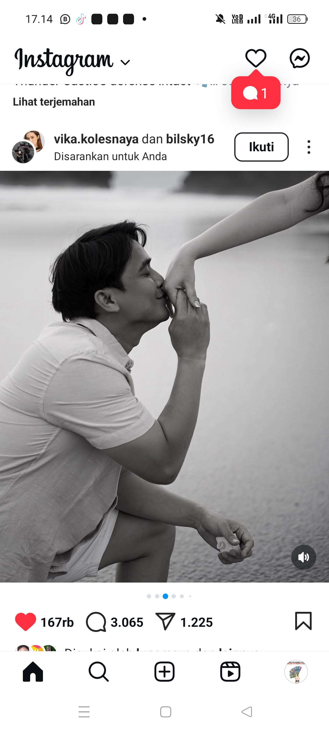 Momen Billy Syahputra melamar Vika Kolesnaya