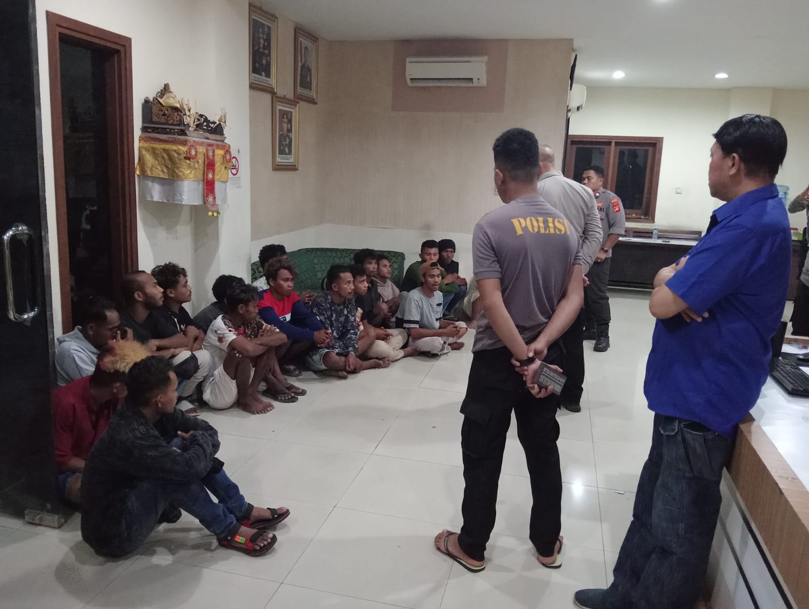 BERUJUNG DAMAI: Kedua belah pihak sepakat berdamai di Mapolsek Kuta Selatan, Senin (24/3/2025).