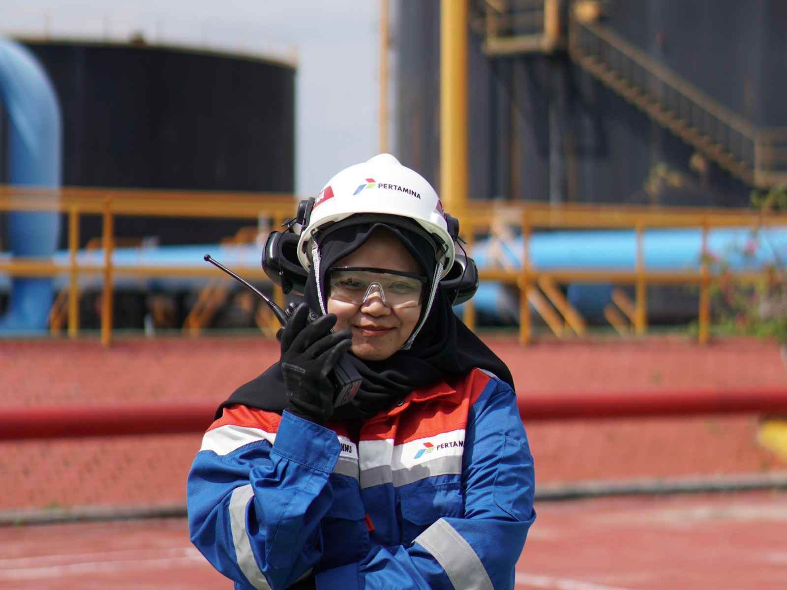 Chyntia Daeng, Perwira Subholding Upstream Pertamina yang bekerja di lingkungan Pertamina Hulu Rokan (PHR).