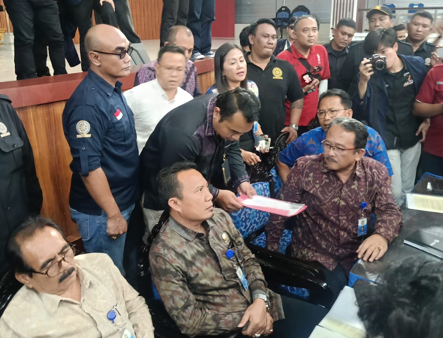 SUKSES MENEKAN: Rektorat Universitas Udayana alkhirnya menuruti tekanan mahasiswa yang tergabung di BEM untuk membatalkan PKS dengan Kodam IX Udayana