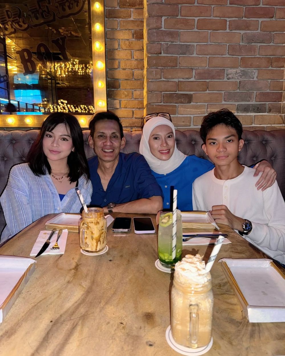 Keluarga harmonis Faizal Hussein
