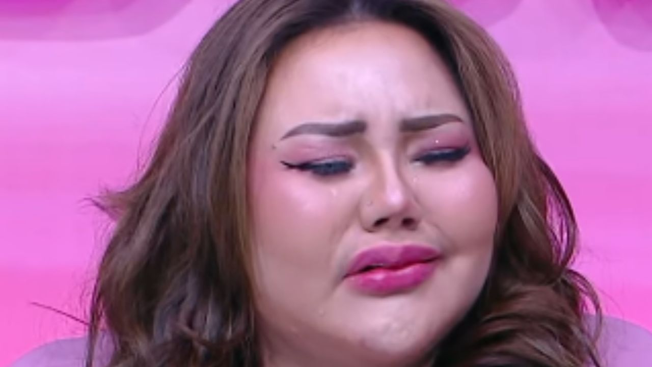 Soal Akta Lahir Anak, Lisa Mariana: "Tadinya Atas Nama Ajudannya, Sekarang Sudah Saya Ubah"