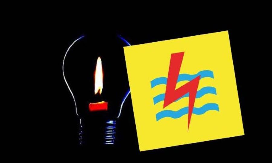 PADAM TOTAL:  Ilustrasi listrik padam total alias blackout se Bali pada Jumat sore, 2 Mei 2025.