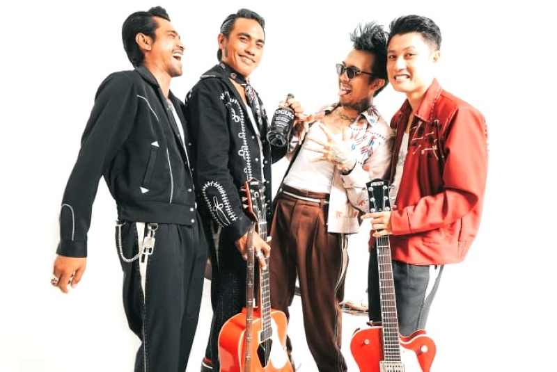 GELIAT KARYA TERBARU : Band yang terbentuk sejak tahun 2004 silam ini melepas album baru bertajuk Motel Kutadalajara. (Foto The Hydrant Untuk Radar Bali)