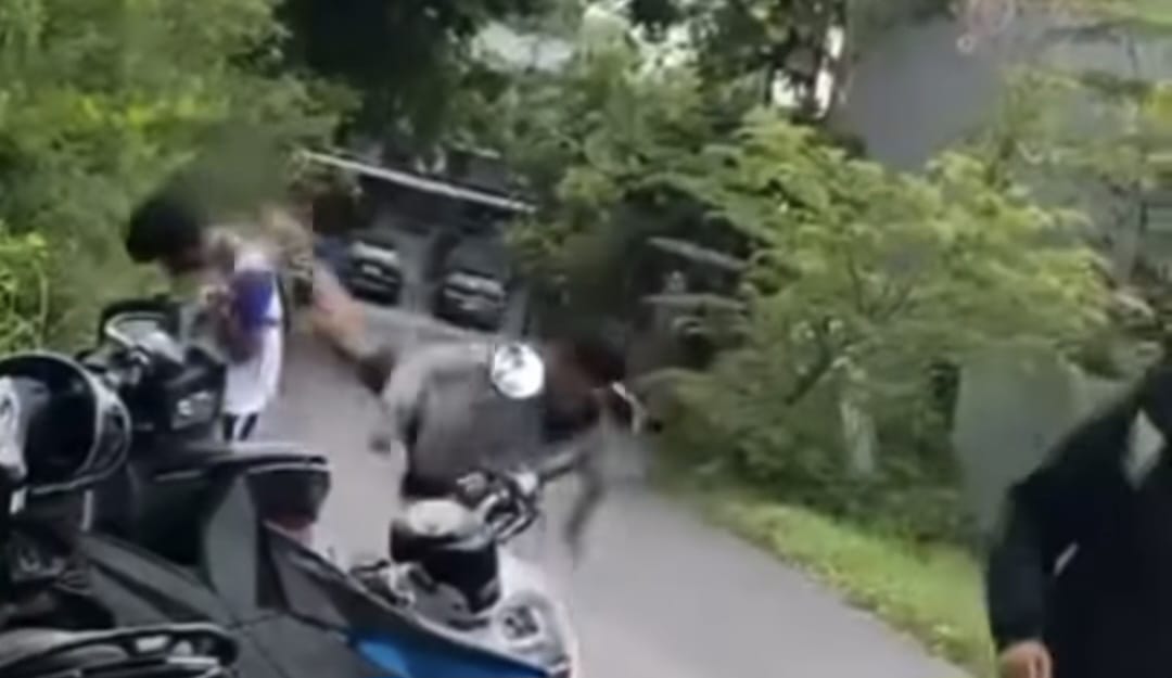 VIRAL: Potongan video viral anak-anak merokok yang berujung bullying