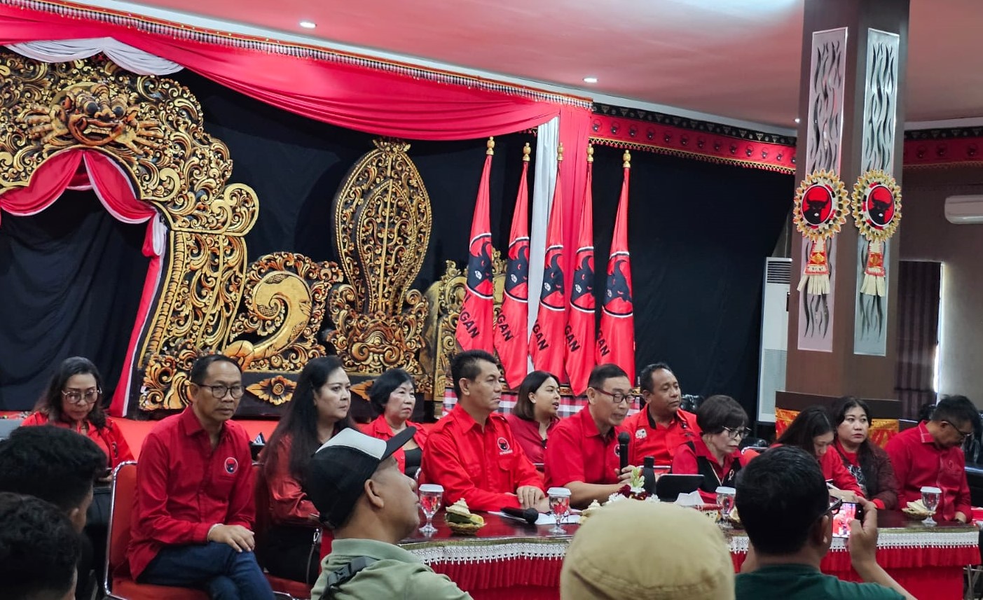 Rapat pembahasan bulan Bung Karno di Sekretariat PDIP jalan Banteng Denpasar, 25 Mei 2025