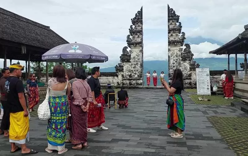 ilustrasi Pura Lempuyang, Karangasem-dok.Radar Bali