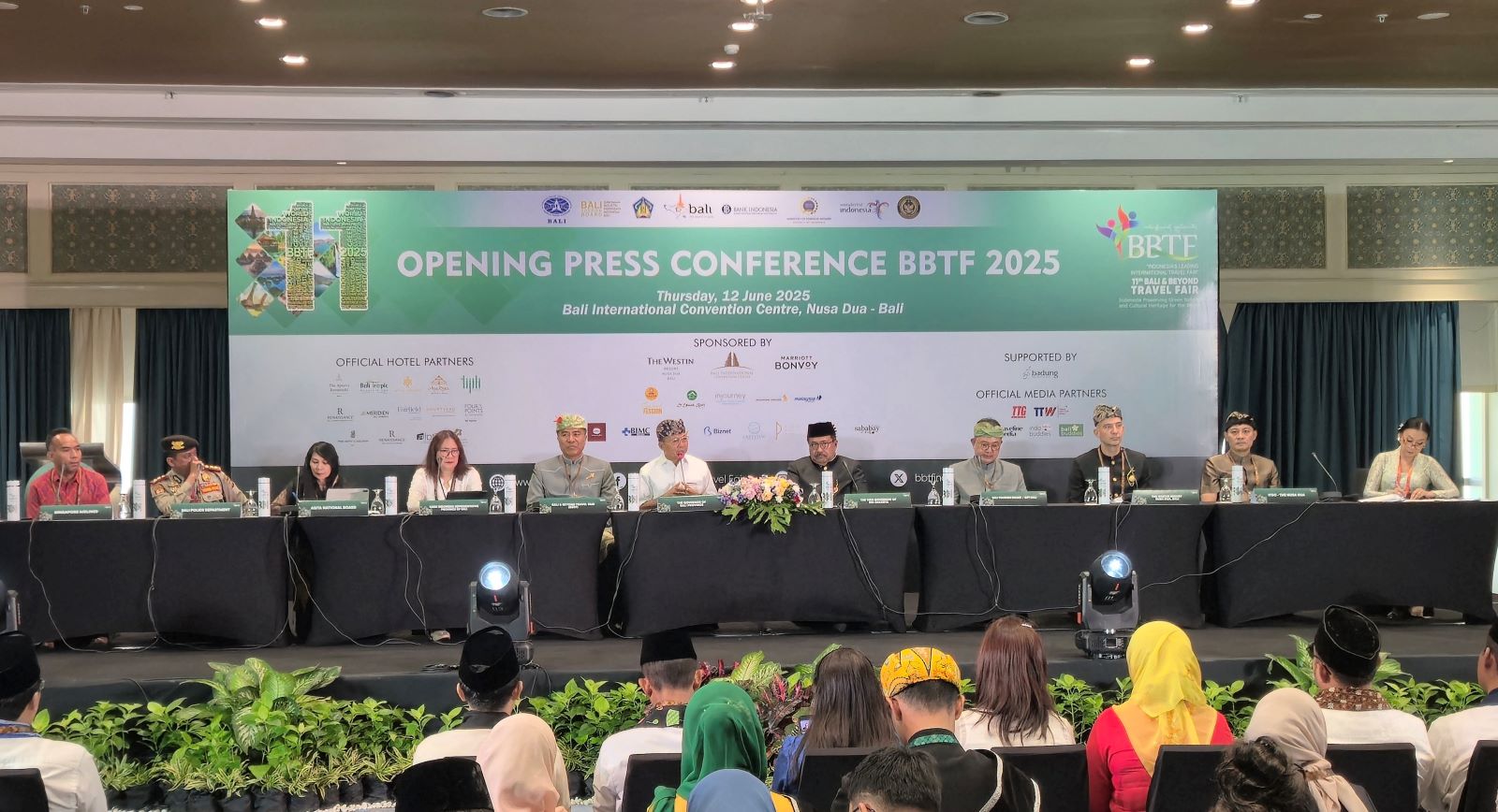 KONSEP BARU: Gubernur Bali Wayan Koster di forum BBTF 2025 yang berlangsung di BICC Nusa Dua (12/6/2025).
