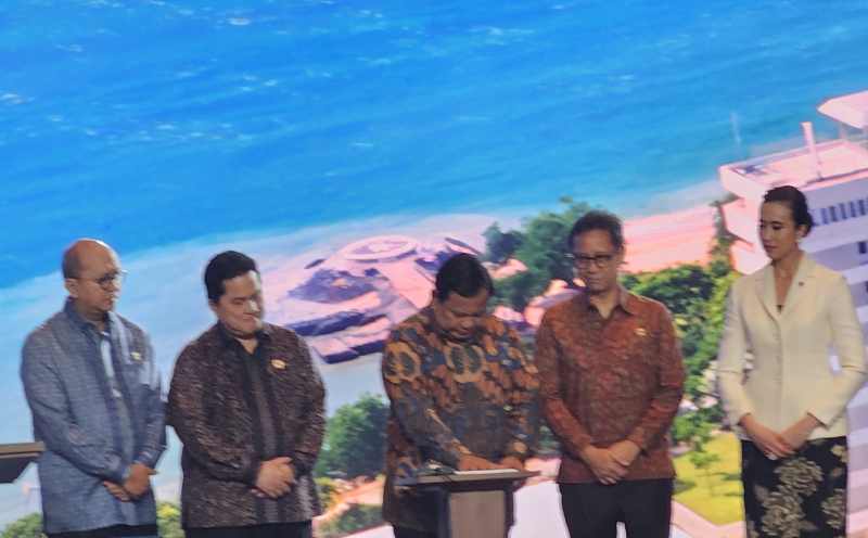 SAMPAIKAN PESAN SAMBUTAN: Presiden Prabowo Subianto saat peresmian Kawasan Ekonomi Khusu (KEK) Sanur dan Bali International Hospital Rabu (25/6/2025). (Foto: Ni Kadek Novi Febriani/Radar Bali)