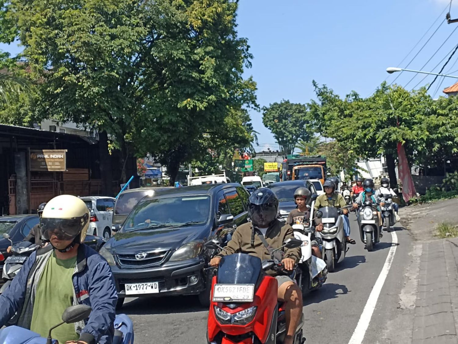 KRUSIAL: Jalan Cokroaminoto Denpasar sudah setiap hari macet berat, undepass diperlukan segera