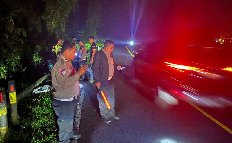 Duh, Hendak Nyalip di Tikungan, Pemotor Asal Karangasem Tabrakan dengan Warga Asing, Satu Tewas, Tiga Luka