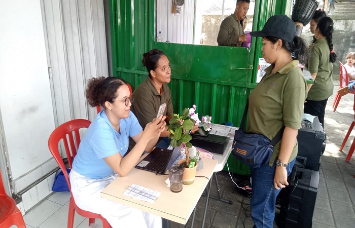 Suasana di Kedai Singasana yang berada di Jalan Ir. Soekarno no. 884, Dauh Peken, Tabanan, Bali.