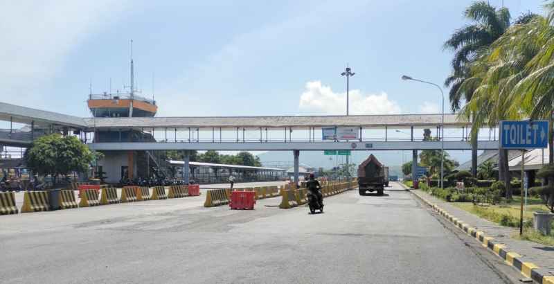 SITUASI SEPI DI GILIMANUK : Situasi Pelabuhan Gilimanuk, Rabu siang (23/7/2025). (m.basir/radar bali)