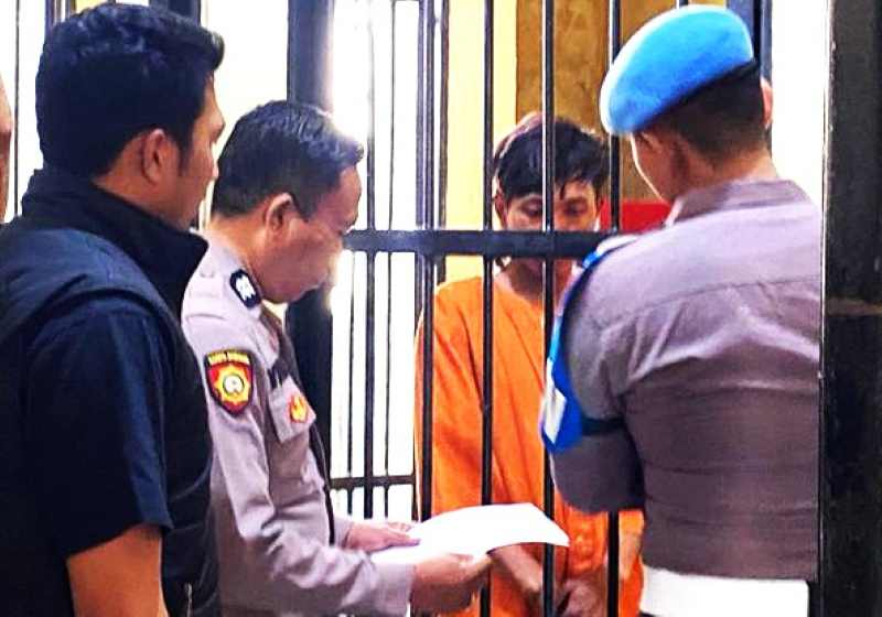 DIRINGKUS : Buruh berinisial ML ditangkap setelah mencuri di vila Jungutbatu, Nusa Penida. (Foto: Polsek Nusa Penida)