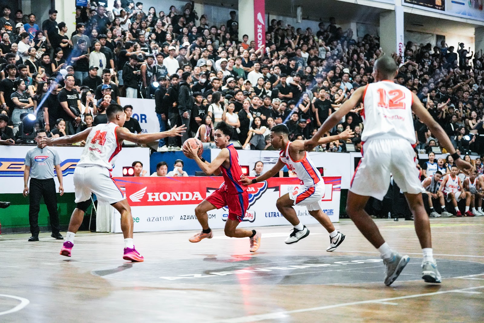 Partai Final DBL musim lalu