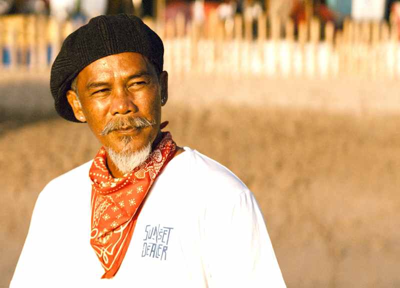 MEMBUMI DENGAN MUSIK REGGAE: Igo Blado merilis tiga single reggae renyah di mini album Sunset Dealer. (foto: Igo Blado/Aji Mahareshi untuk Radar Bali)