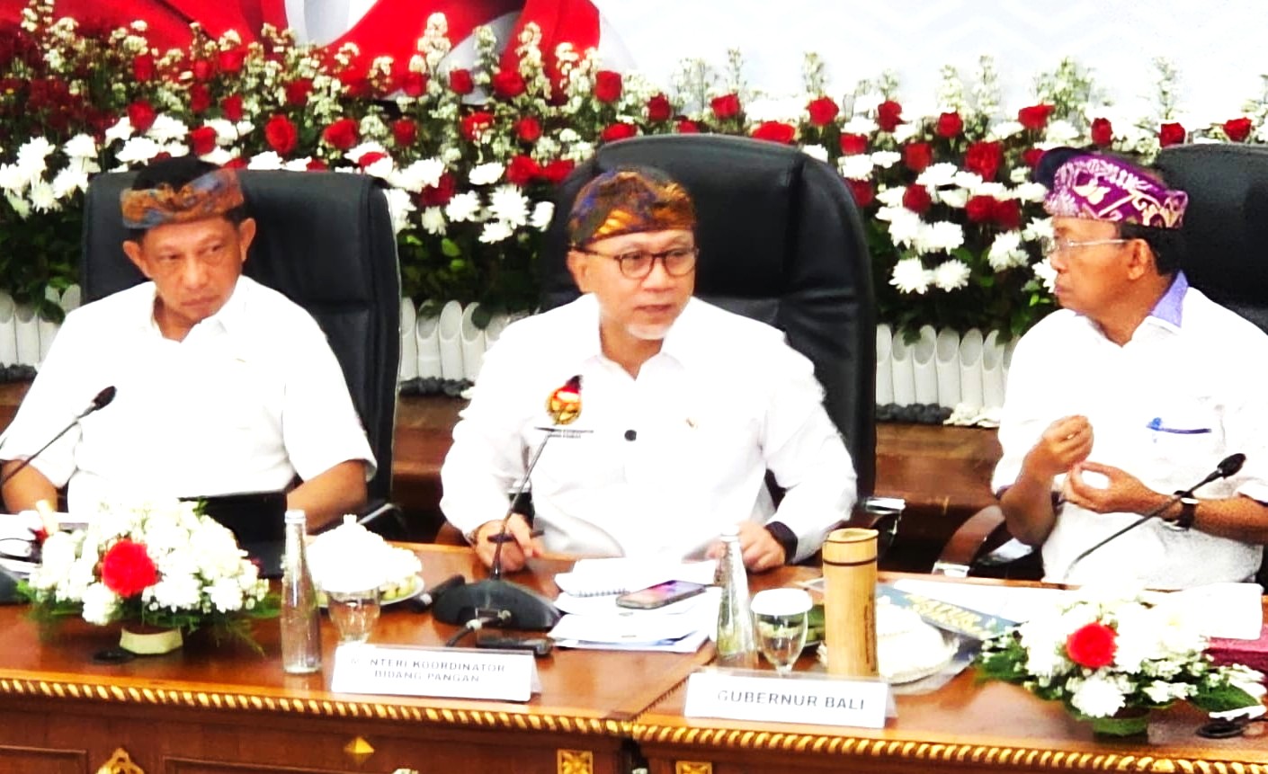 GELAR KOORDINASI DI BALI : Mendagri Tito Karnavian, Menko Pangan Zulkifli Hasan, Gubernur Wayan Koster. (foto: Ni Kadek Novi Febriani)