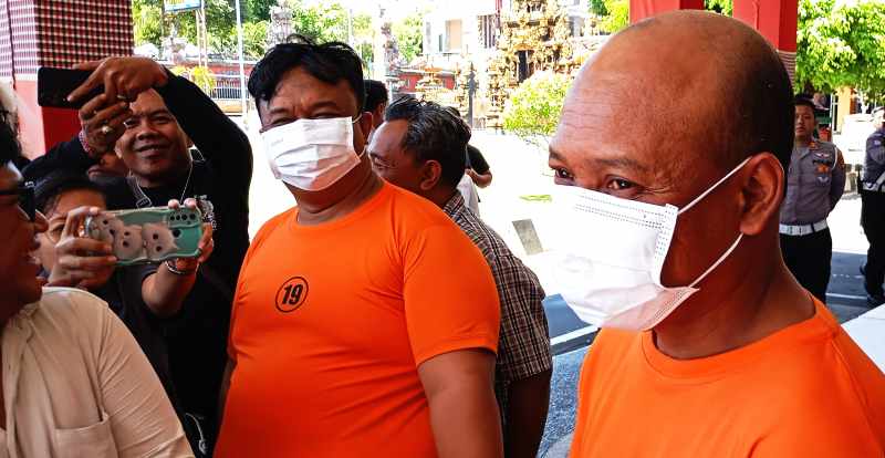 MASALAH ASMARA : Pelaku I Made TAP ketika menceritakan sedikit, mengenai aksinya yang mengancam korban I Gede PS.(francelino junior)