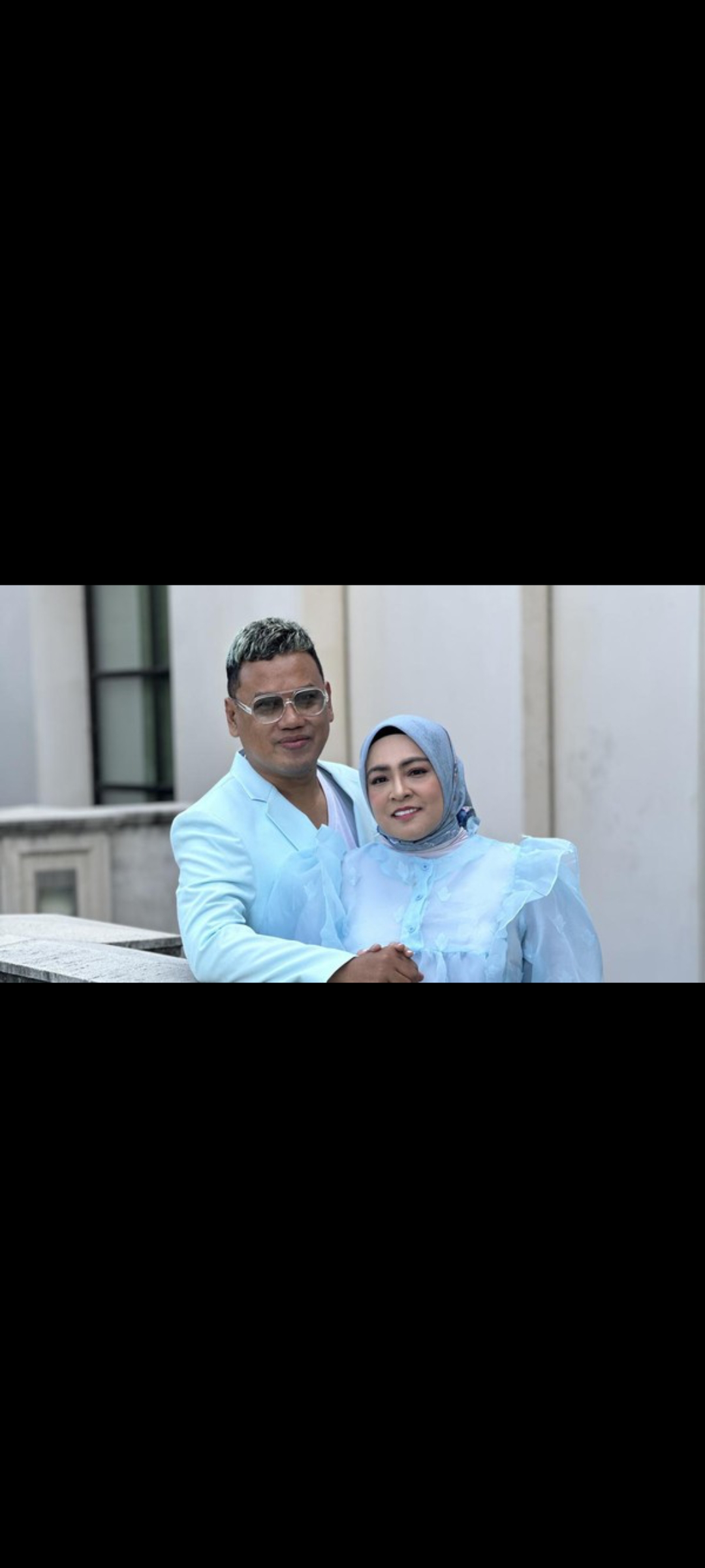 Uya Kuya dan istrinya Astrid Kuya