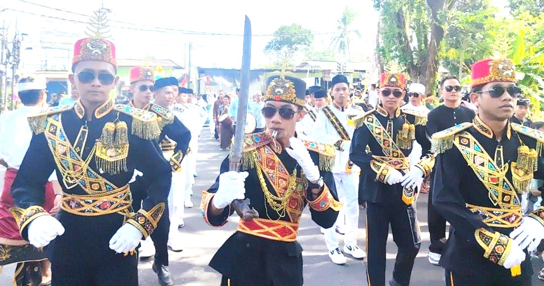 TARI RUDAT : Selalu menyemarakkan perayaan Maulid Nabi Muhammad SAW di Kecicang Islam, Bebandem,Karangasem.(zulfika rahman)