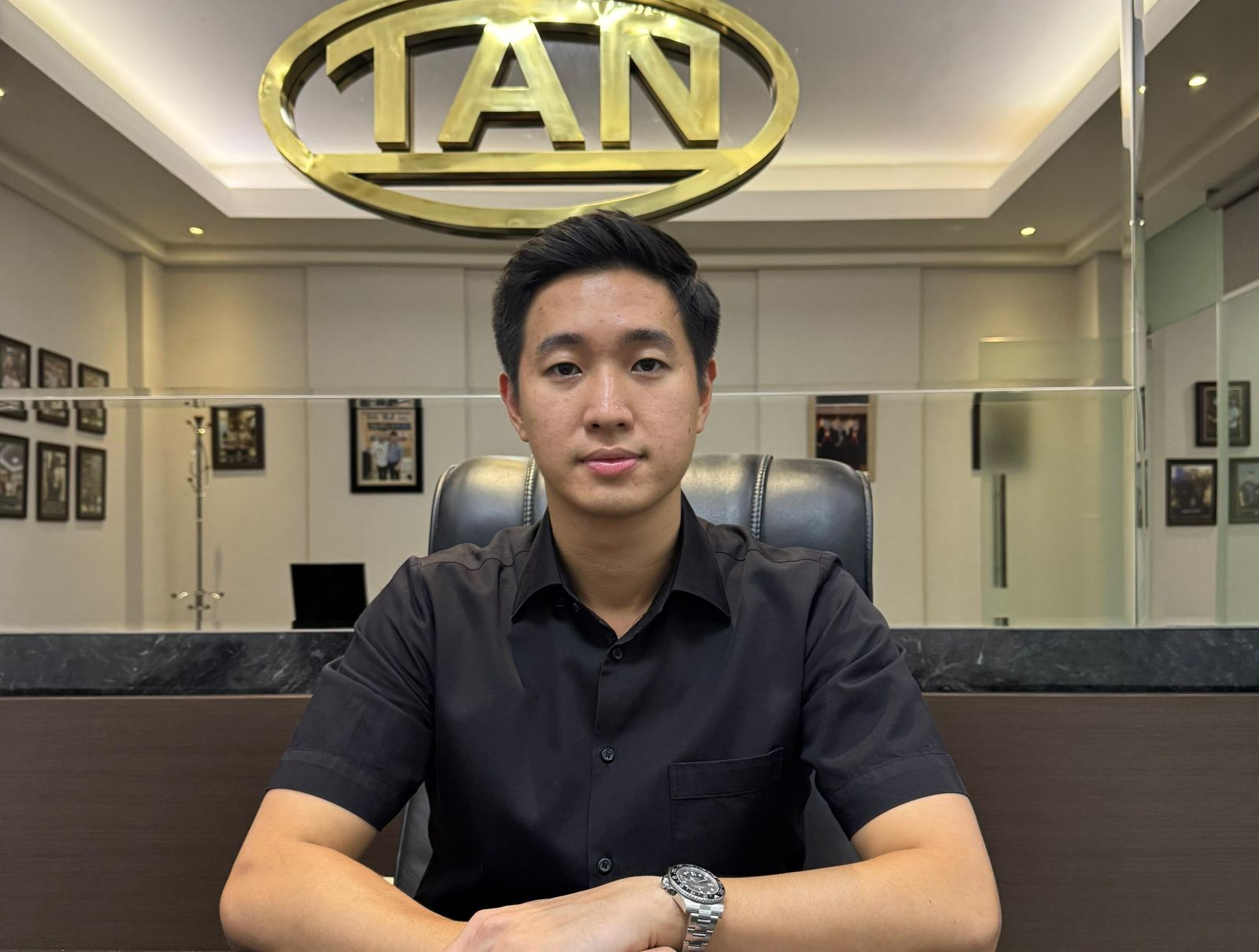 TEPIS ISU: Kuasa hukum PT Jawa Pos, Daniel Julian Tangkau
