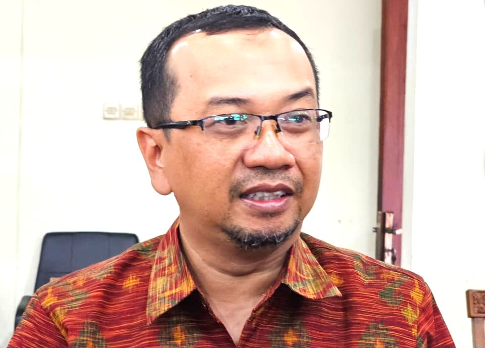 PANTAU ALIRAN SUNGAI: Kepala BWS Bali-Nusa Penida, Gunawan Sunantoro. (Ni Kadek Novi Febriani)