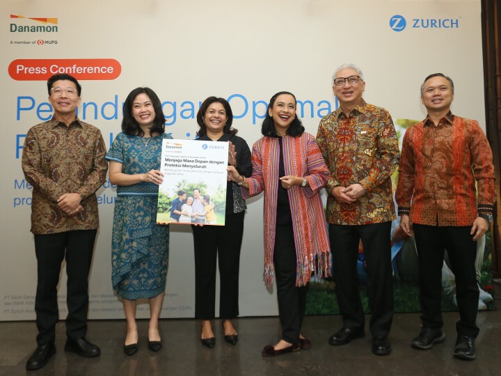 Dari kiri, Edhi Tjahja Negara, Miressa Moravia, Tulsi Naidu, Shahnaz Haque; Honggo Widjojo Kangmasto, dan Ivan Jaya.