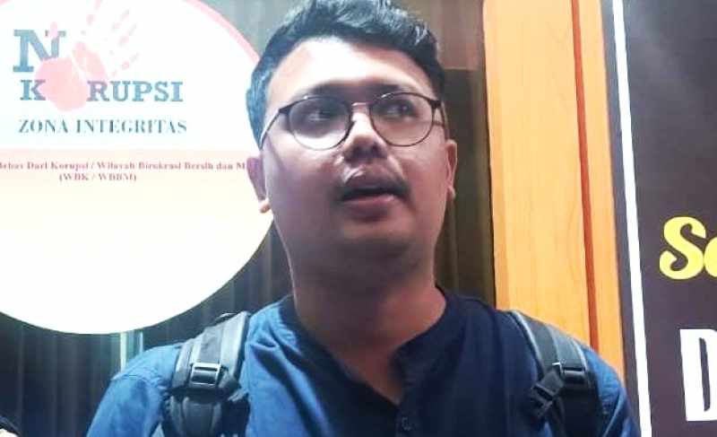 KECAM PERNYATAAN SEPIHAK : Kabid Advokasi LBH Bali Ignatius Rhadite. (Foto: Ni Kadek Novi Febriani/Radar Bali)