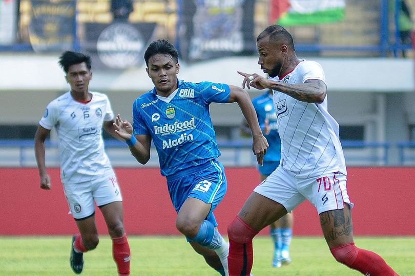 Jadwal Nonton Arema FC vs Persib Bandung: Duel Panas Pekan Keenam Super League 2025/26
