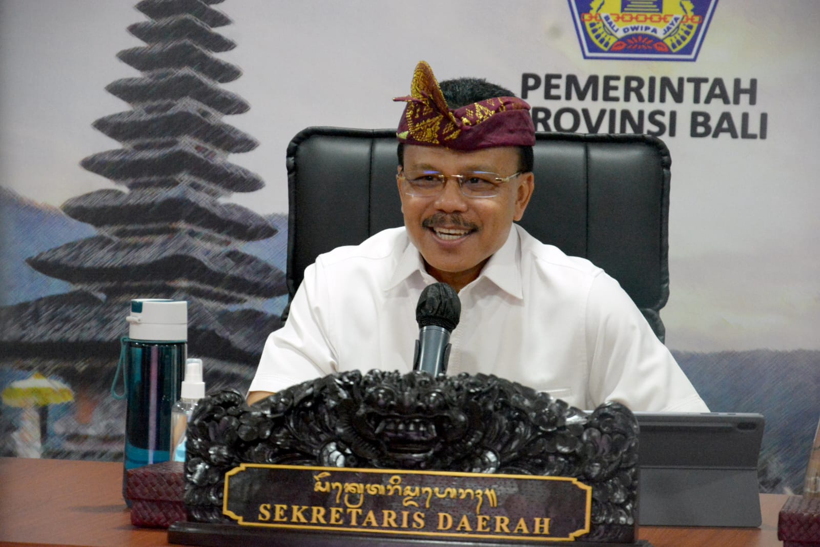 NGAMUK?: Sekda Provinsi Bali Dewa Made Indra disebut ngamuk dalam video viral marahi ASN terkait donasi bencana banjir.